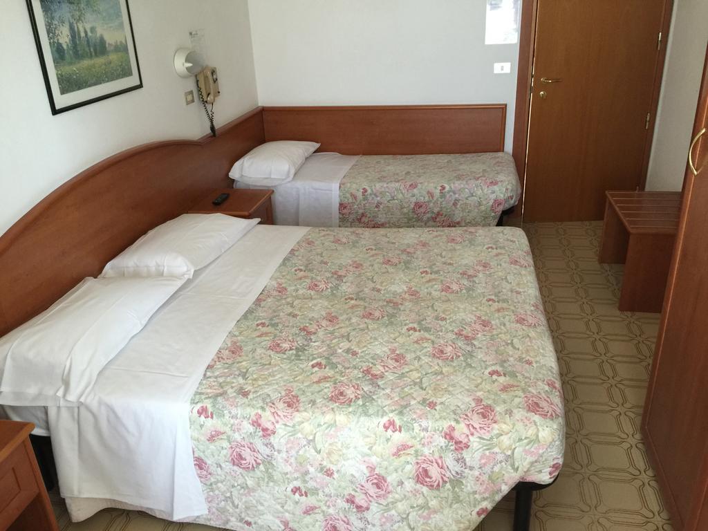 Hotel Villa Verde San Mauro Mare 외부 사진
